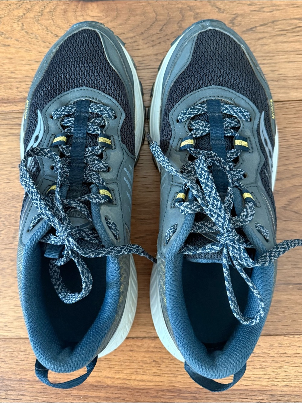 Women’s Navy Gray: Saucony Trail Shoe